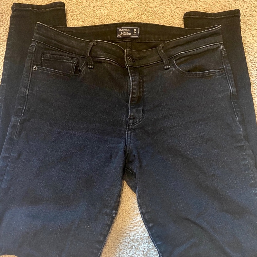 A+F Ripped Jeans - Picture 2 of 4